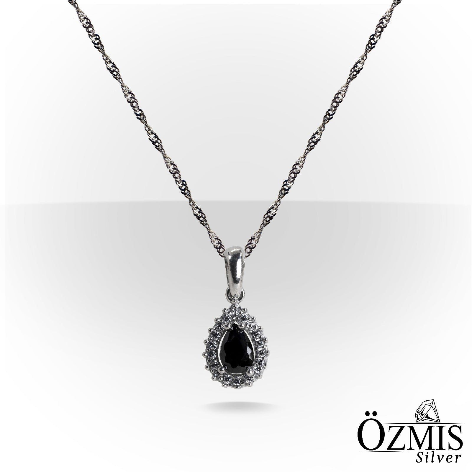 Damla Şeklinde Siyah Taşlı Gümüş Set