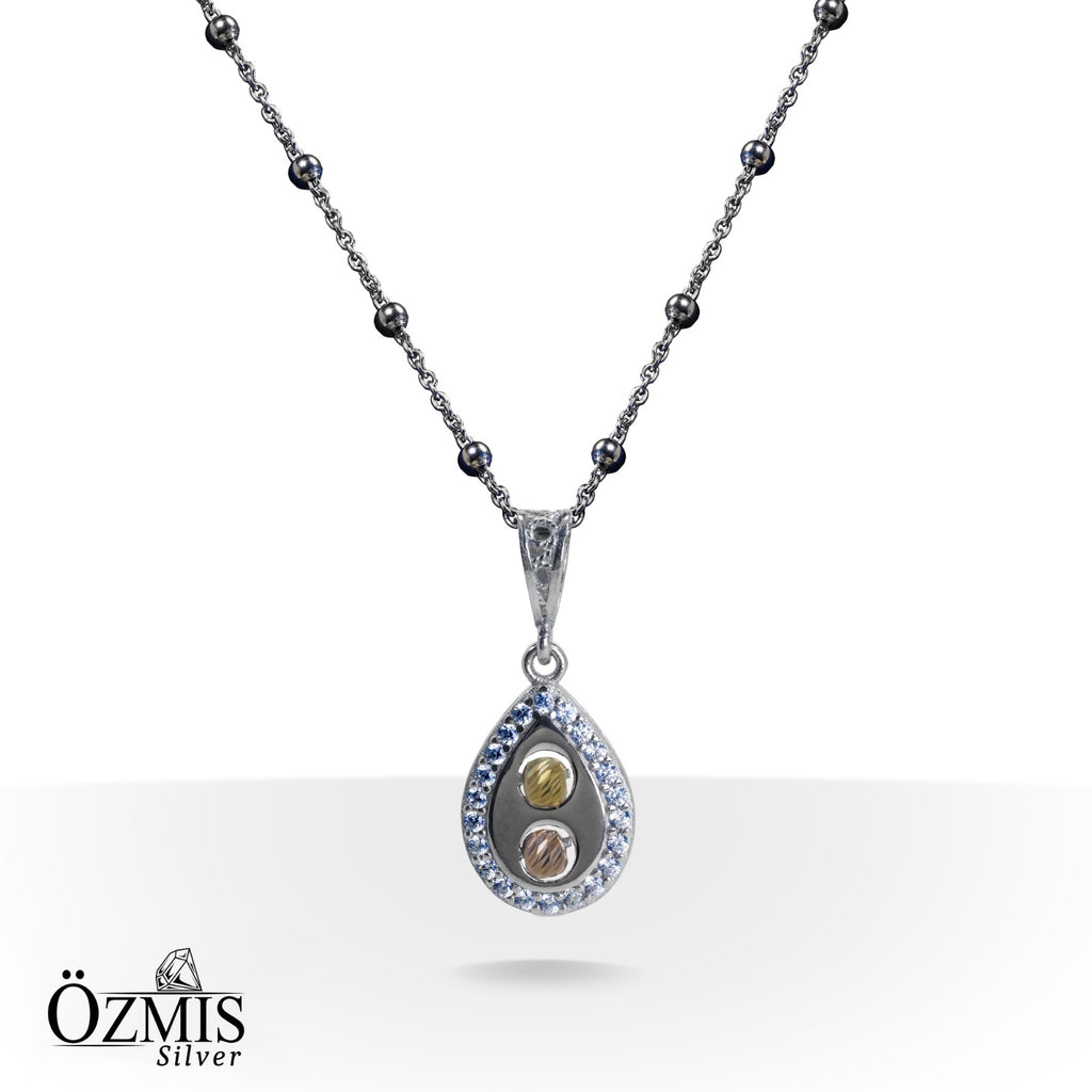 Zirkon Taş Detaylarıyla Süslenmiş Su Damlası Şeklinde Zarif Gümüş Set