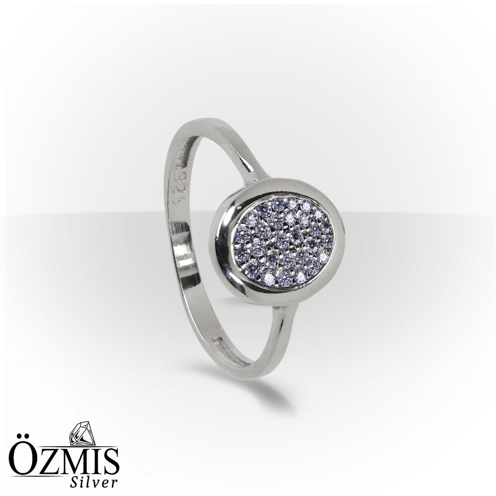 Şık ve Sade Yuvarlak Gümüş Set